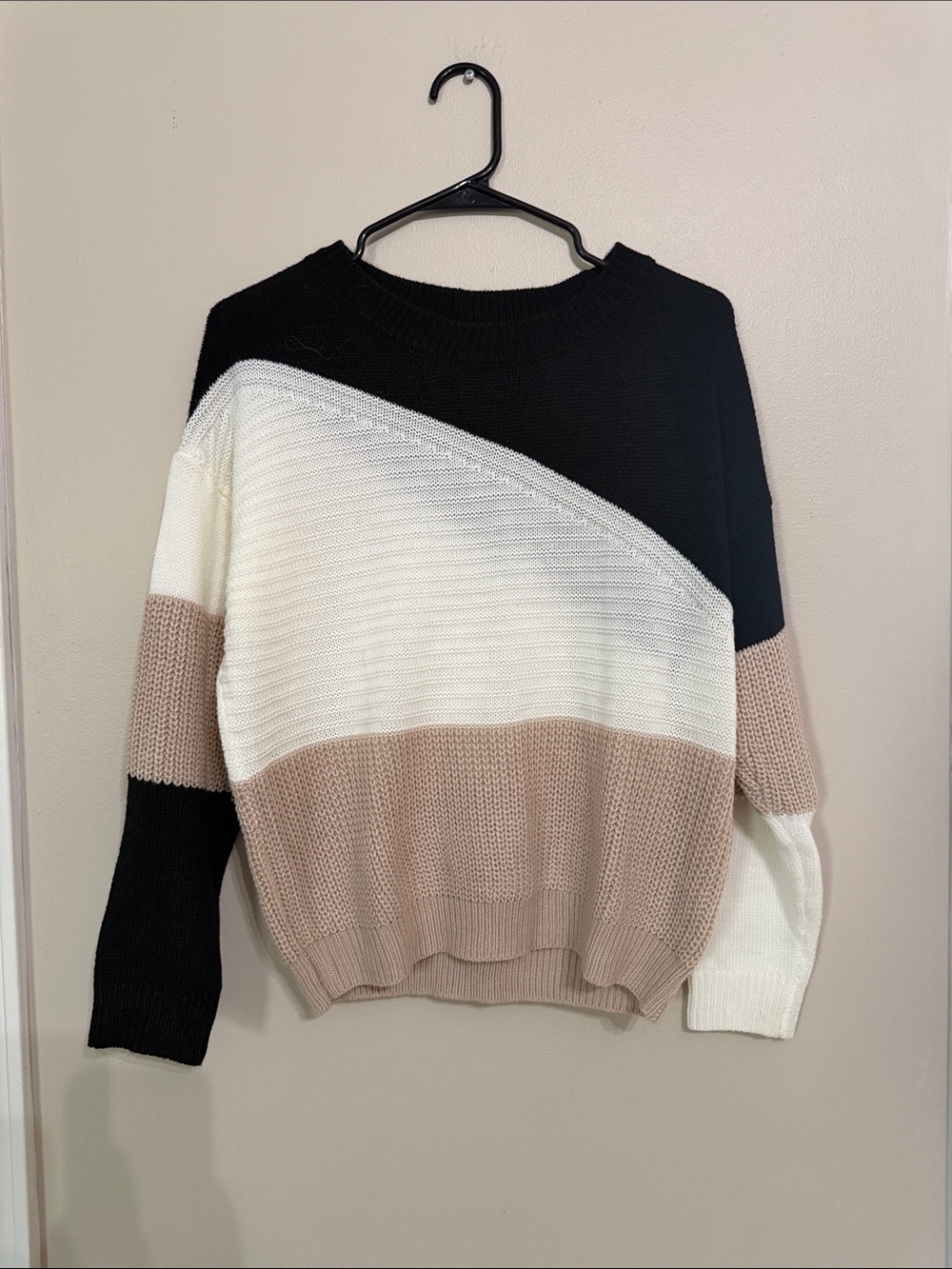SHEIN Colorblock Crewneck Sweater - Black, White & Beige. Size small